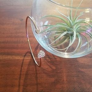 🌿 Rosy Gold Heart Arrow Dainty Bangle Bracelet